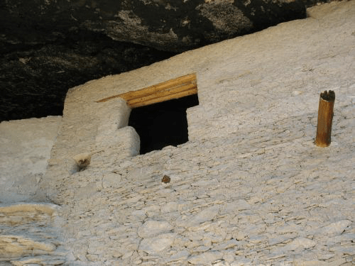 This image has an empty alt attribute; its file name is image-7.png